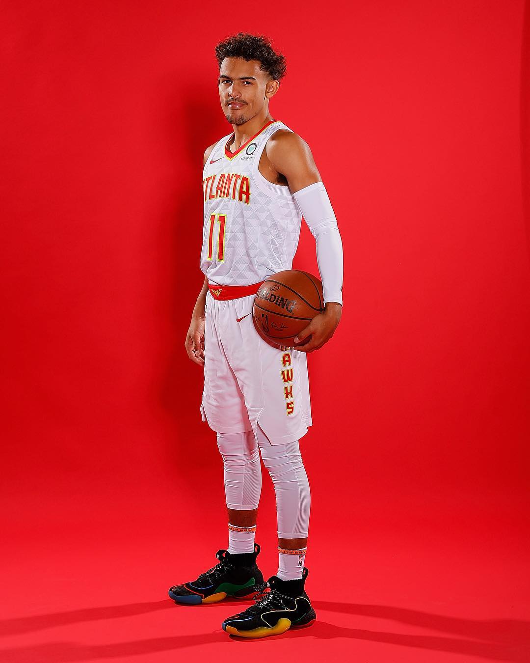 现代主机普 现代主机普